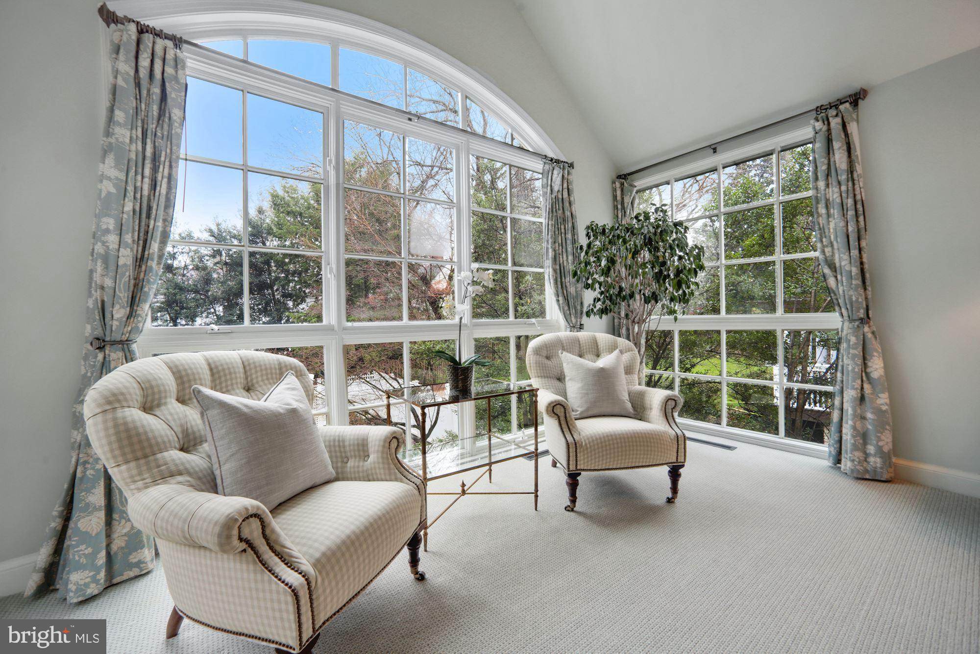 SPRING VALLEY - Residential