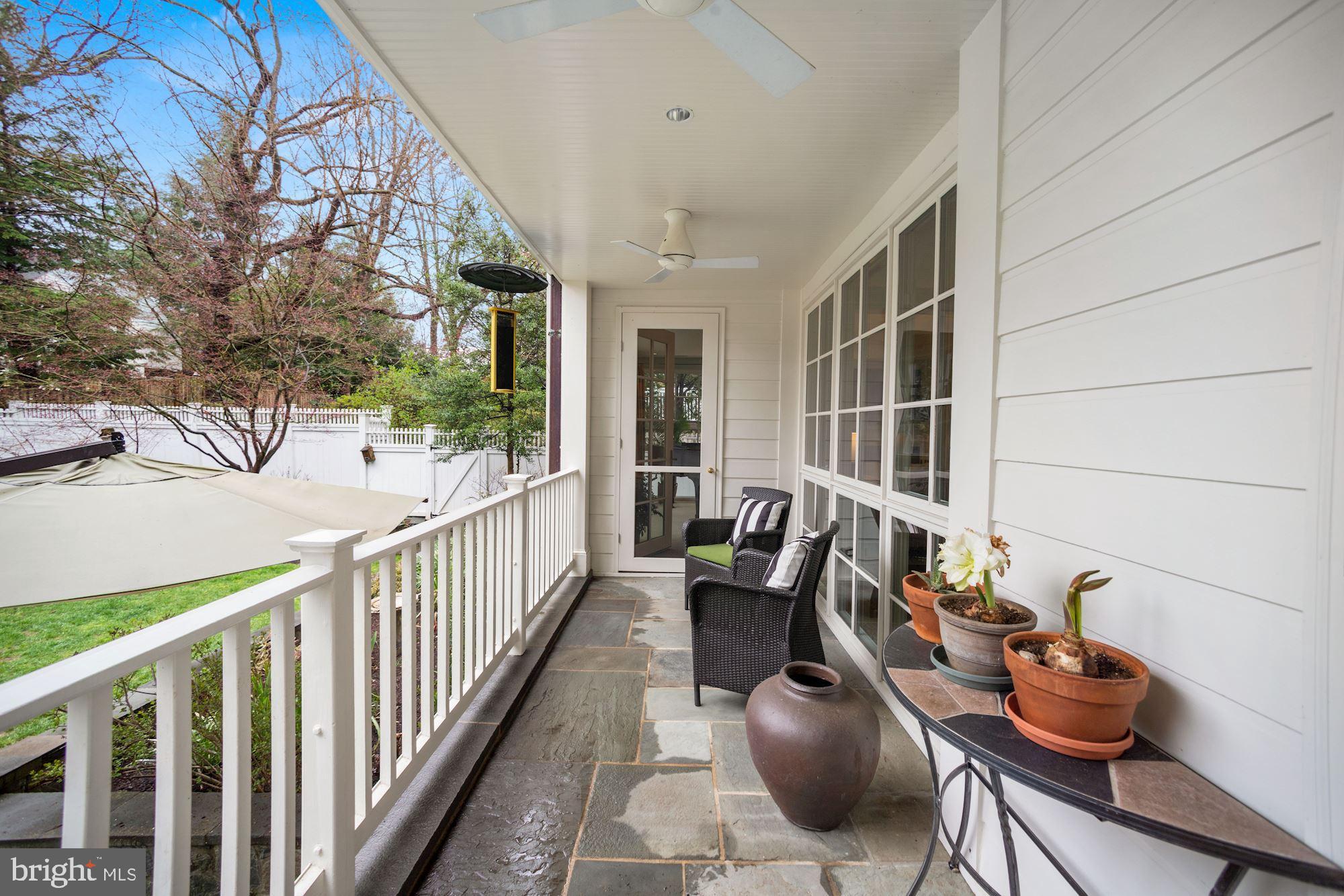 SPRING VALLEY - Residential