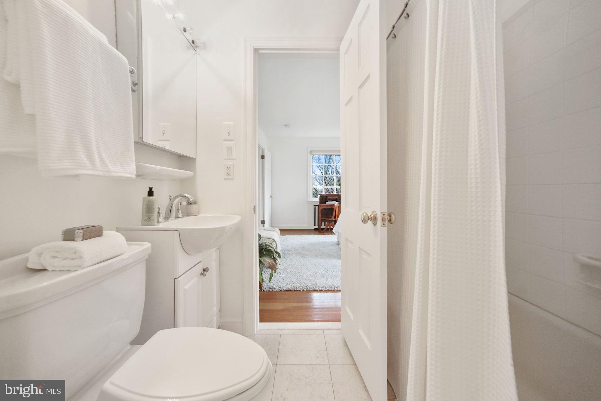 SPRING VALLEY - Residential