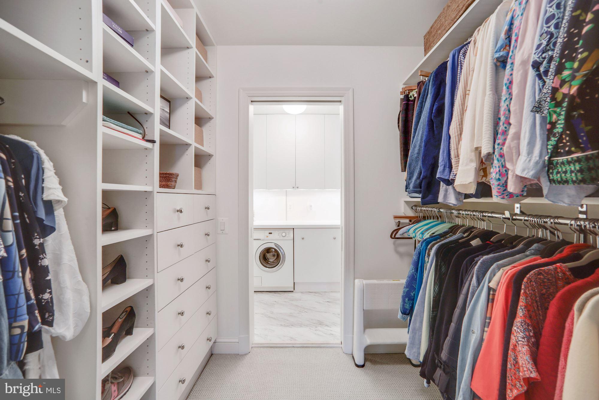 SPRING VALLEY - Residential