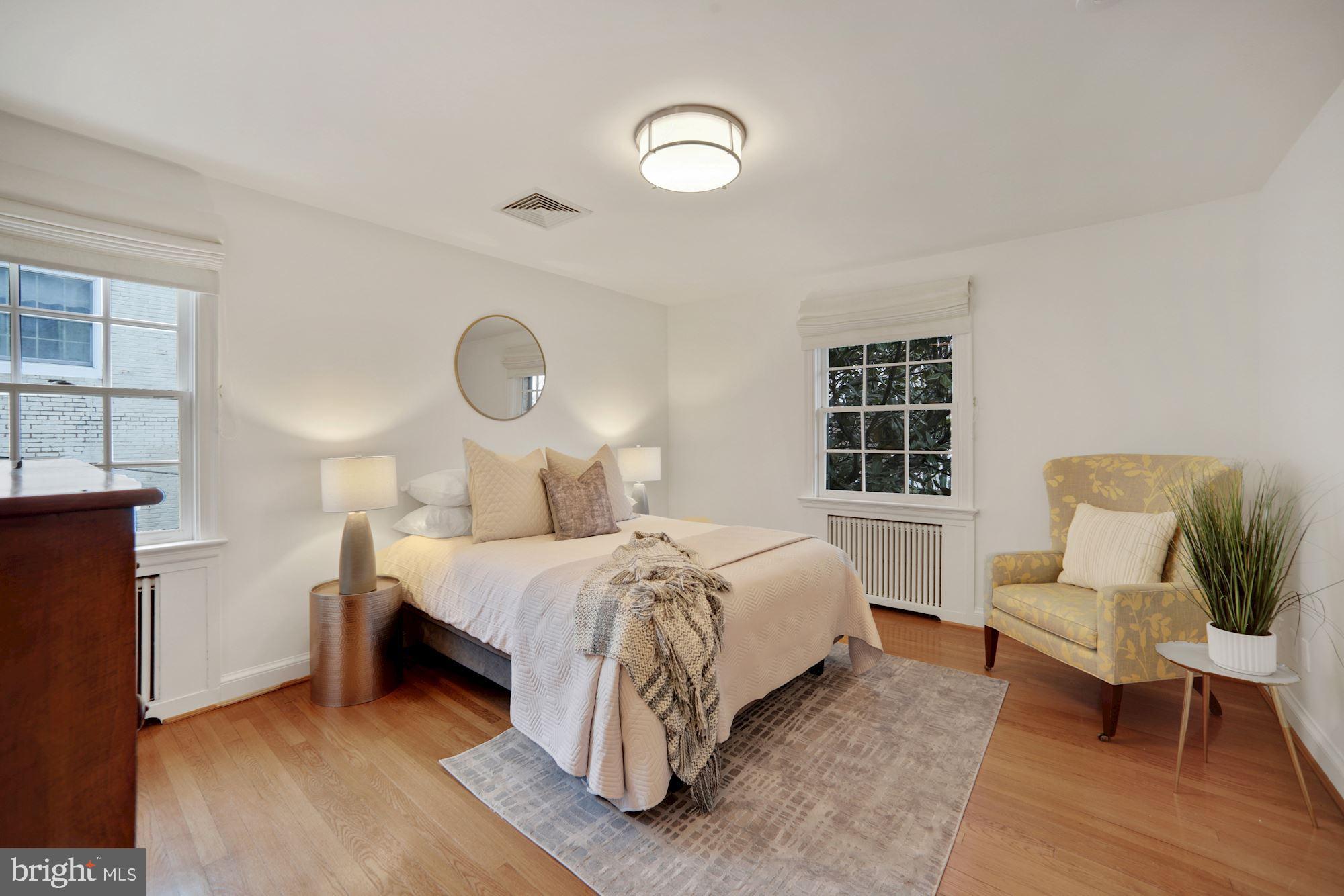 SPRING VALLEY - Residential