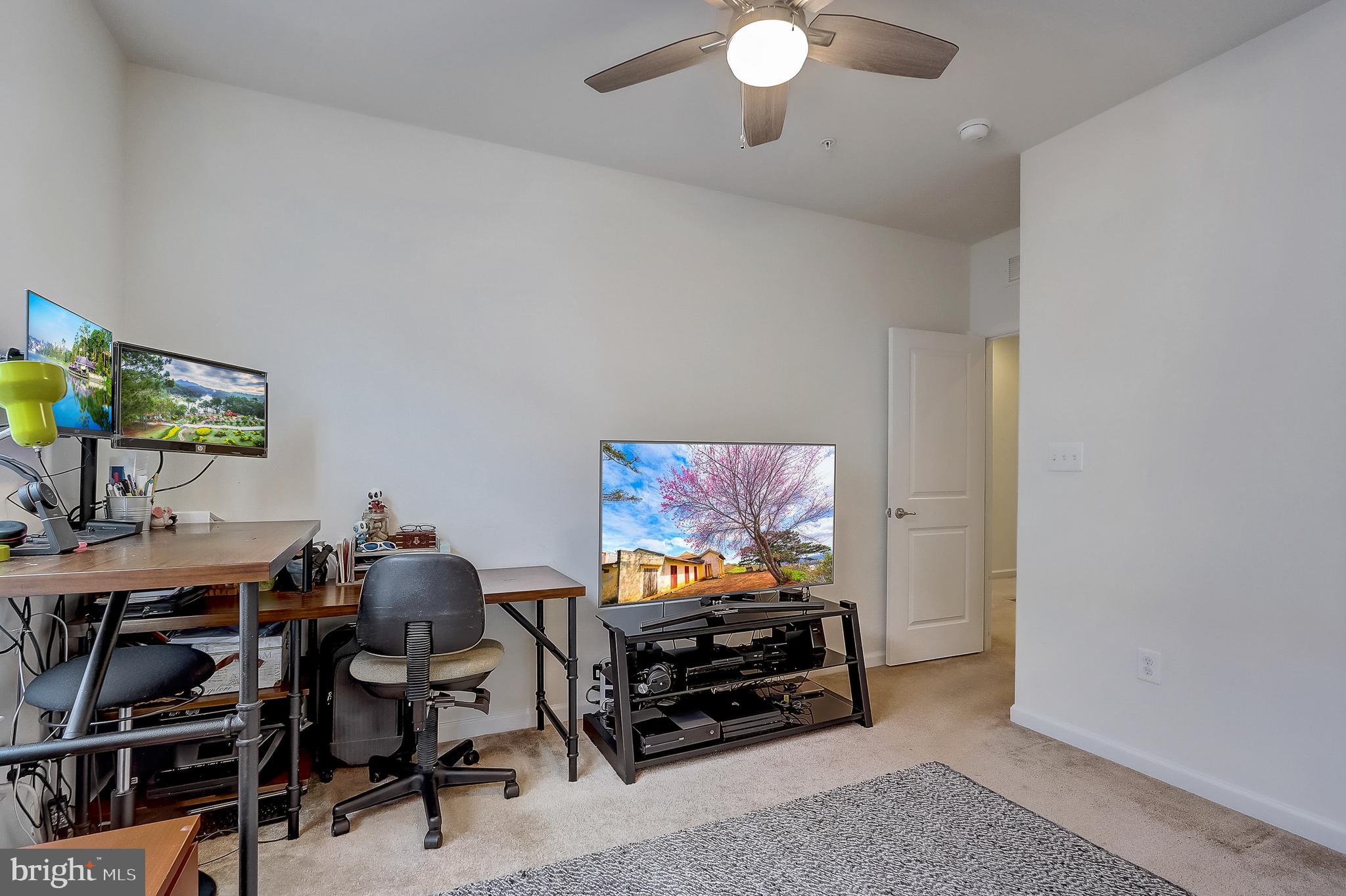 GREENBELT STATION - Residential