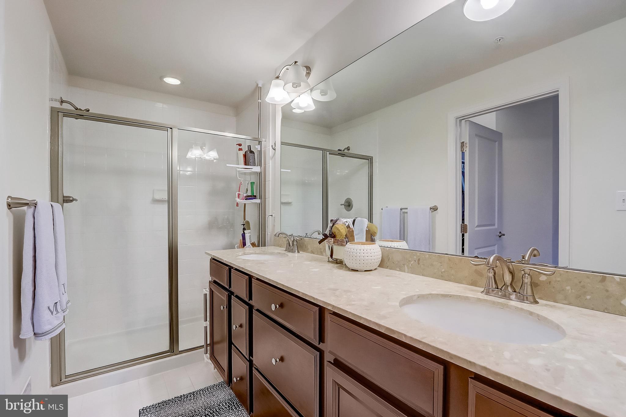 GREENBELT STATION - Residential