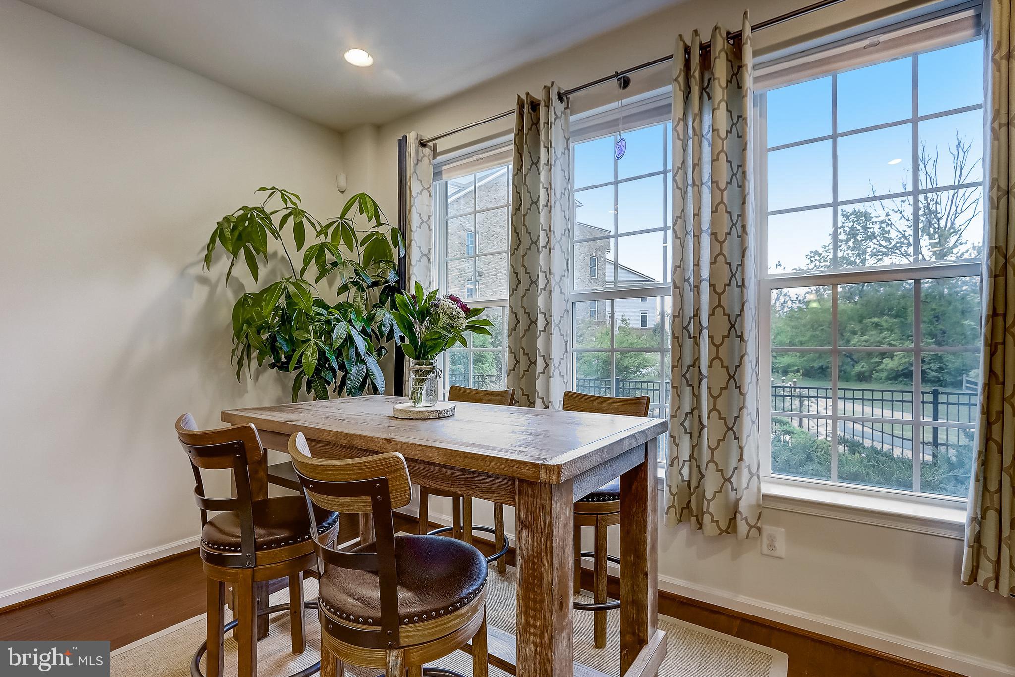 GREENBELT STATION - Residential