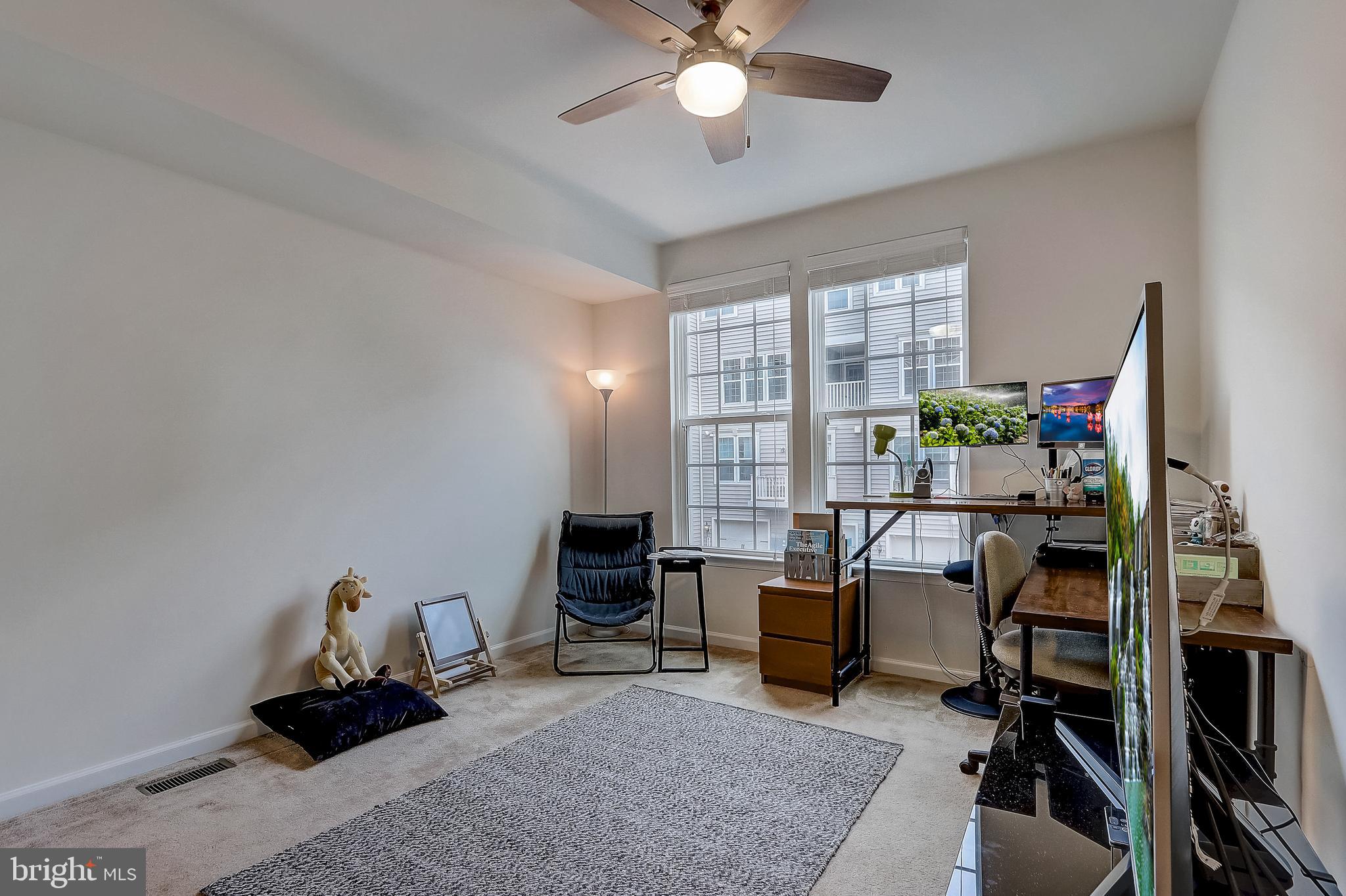 GREENBELT STATION - Residential