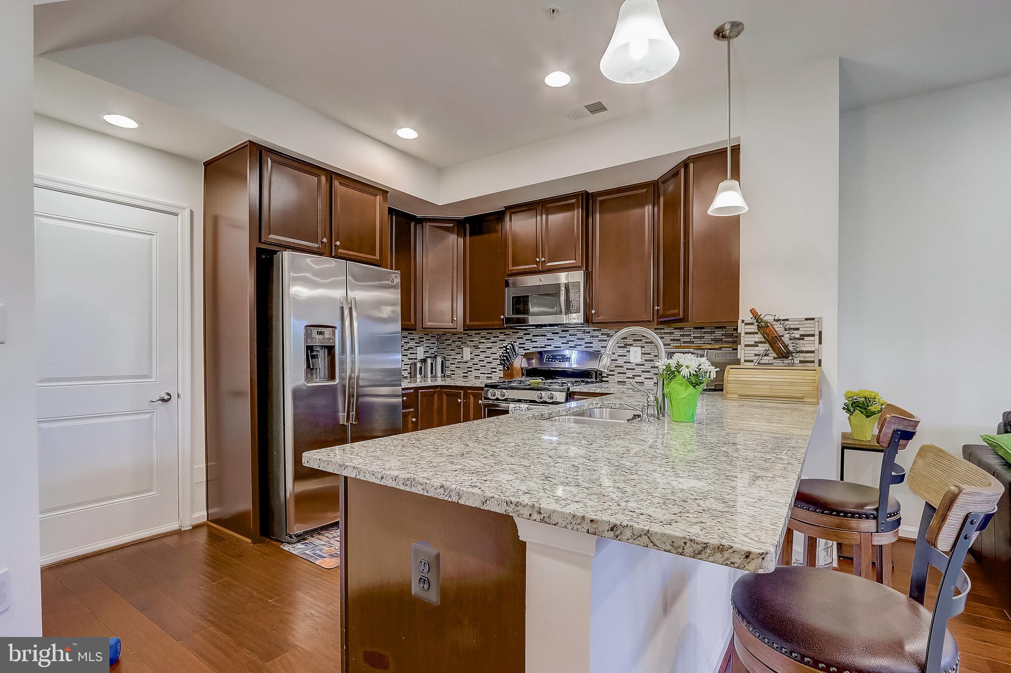 GREENBELT STATION - Residential