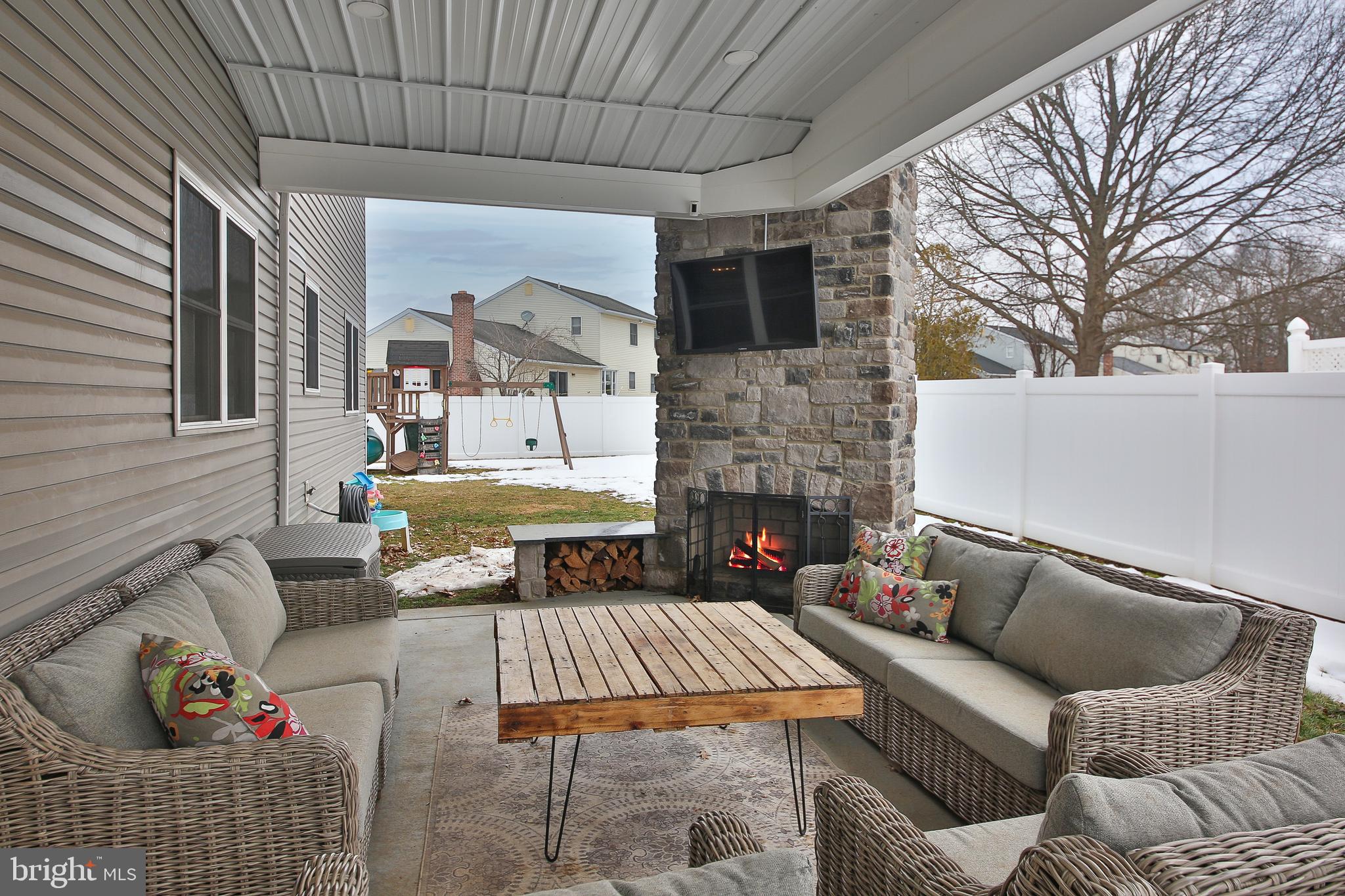 LEXINGTON FARMS - Residential