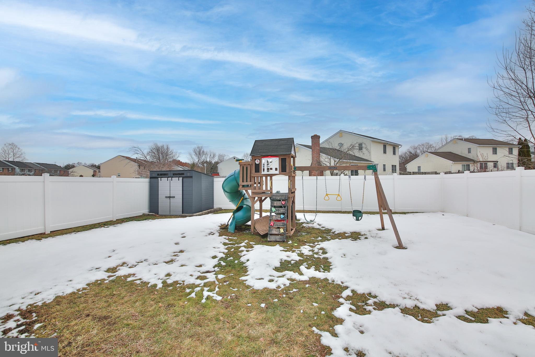 LEXINGTON FARMS - Residential