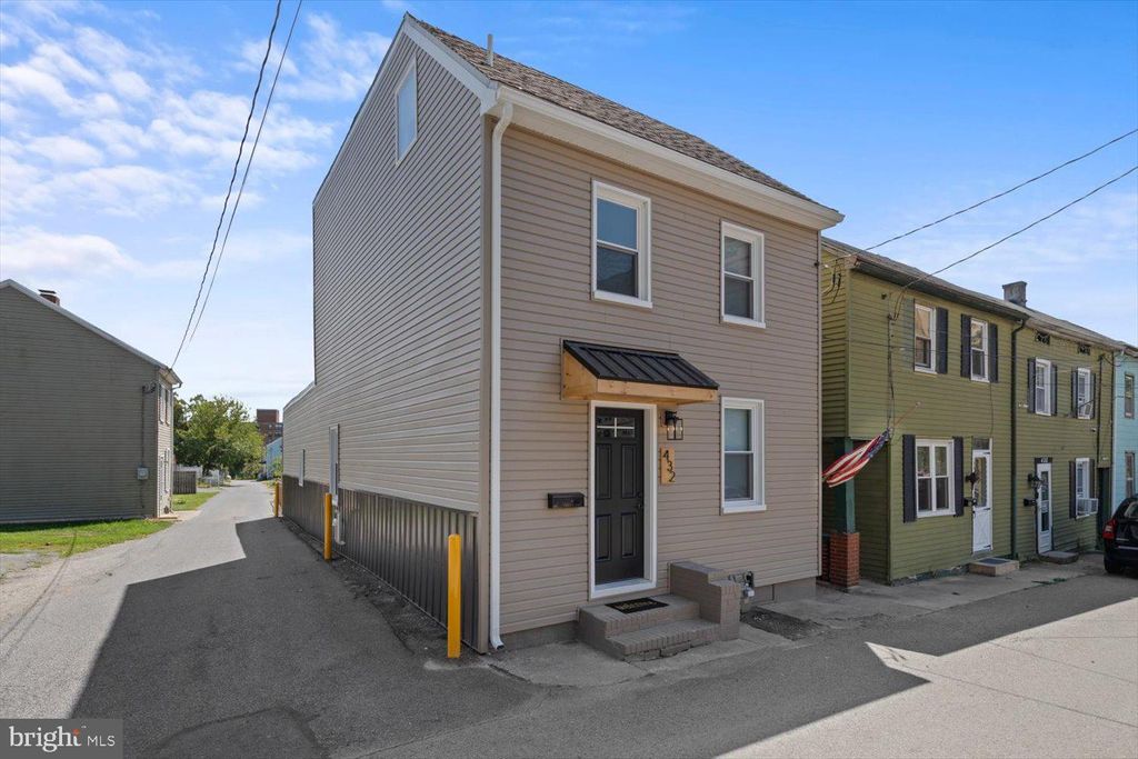 Photo of 432 AVENUE N, COLUMBIA, PA 17512 (MLS # PALA2039584)