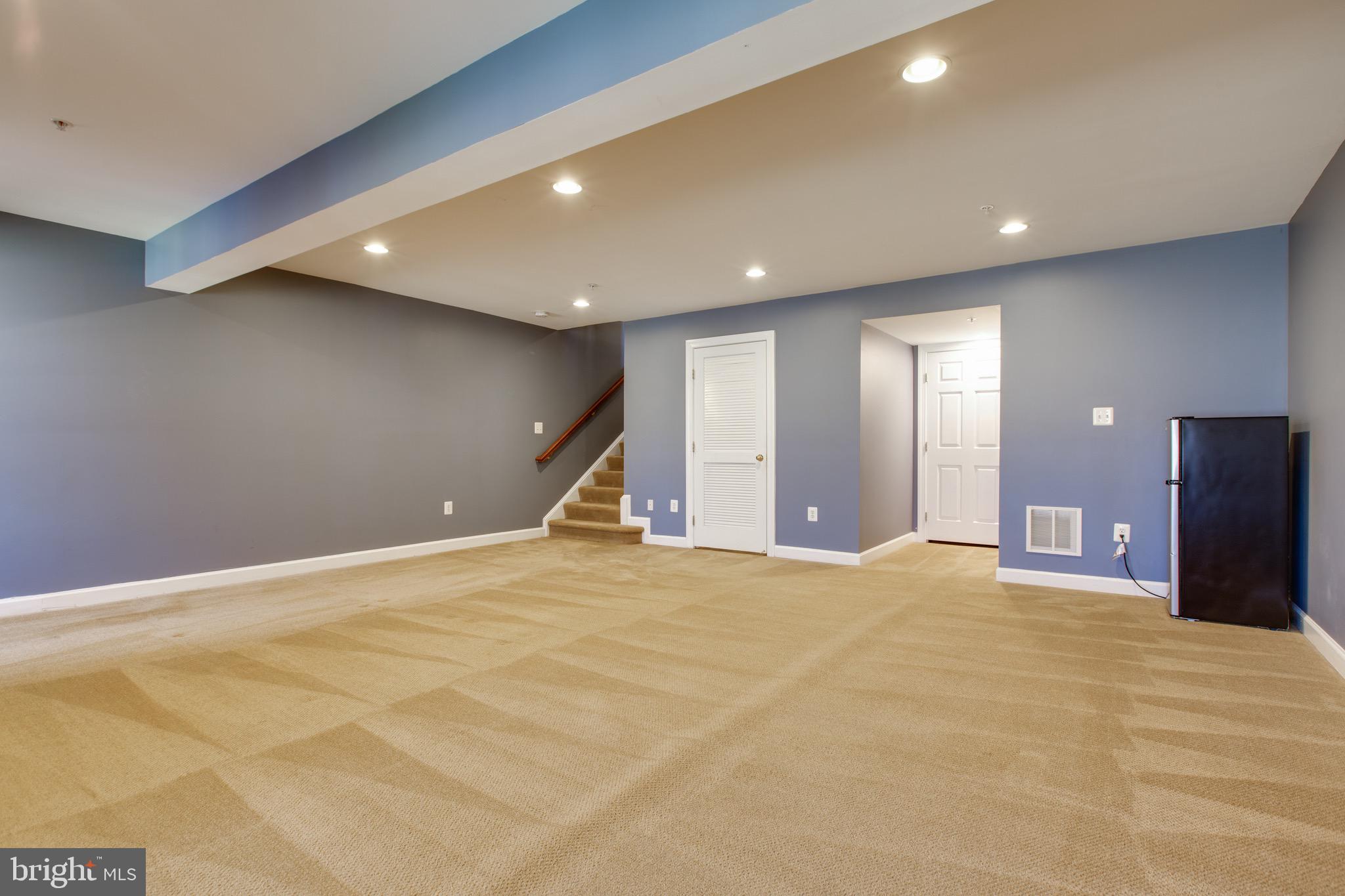 VILLAGES OF DORCHESTER - Residential