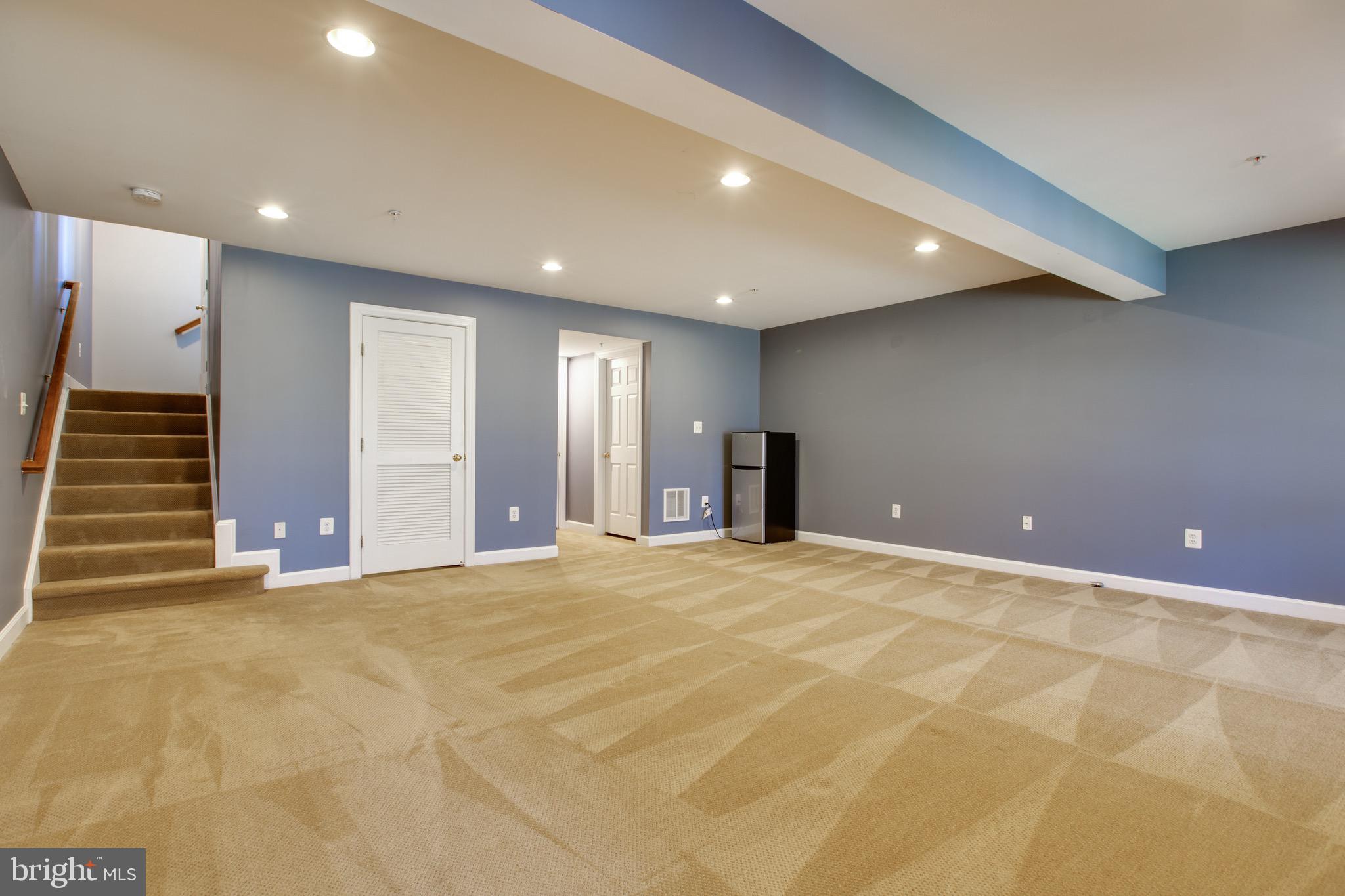 VILLAGES OF DORCHESTER - Residential