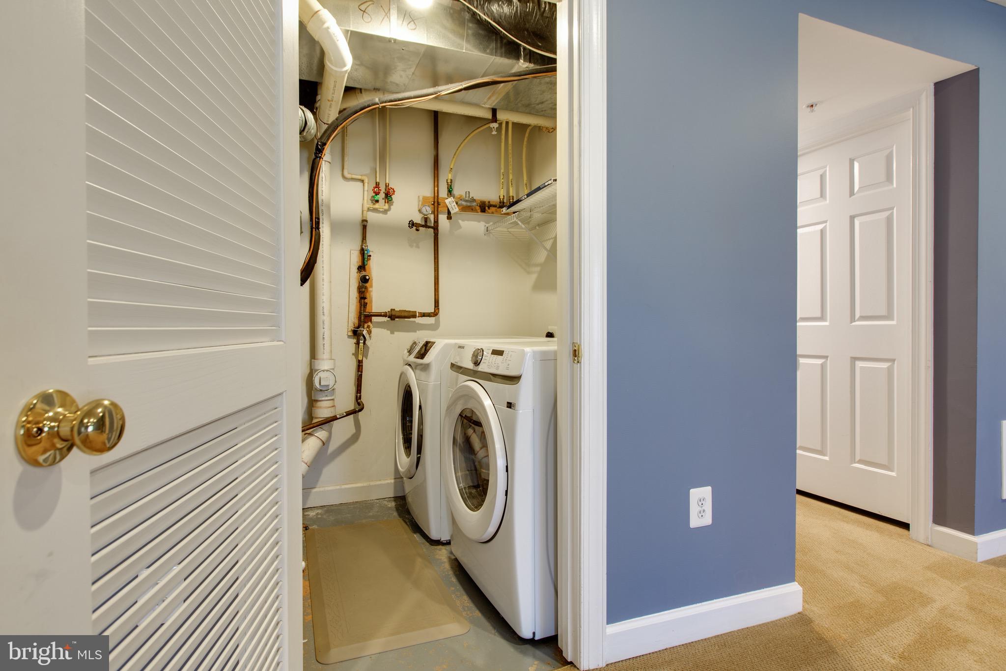 VILLAGES OF DORCHESTER - Residential