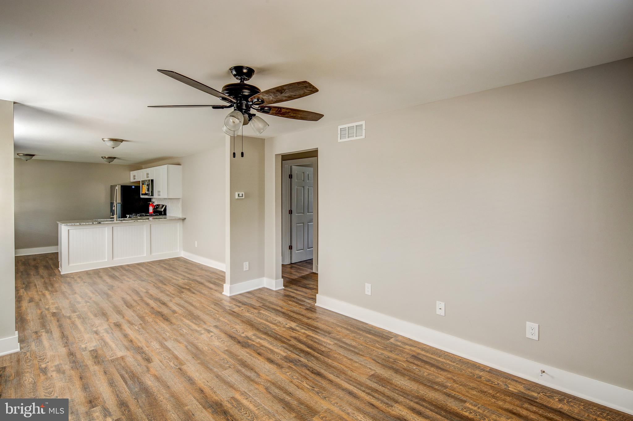 412 S CHARLESTON AVENUE