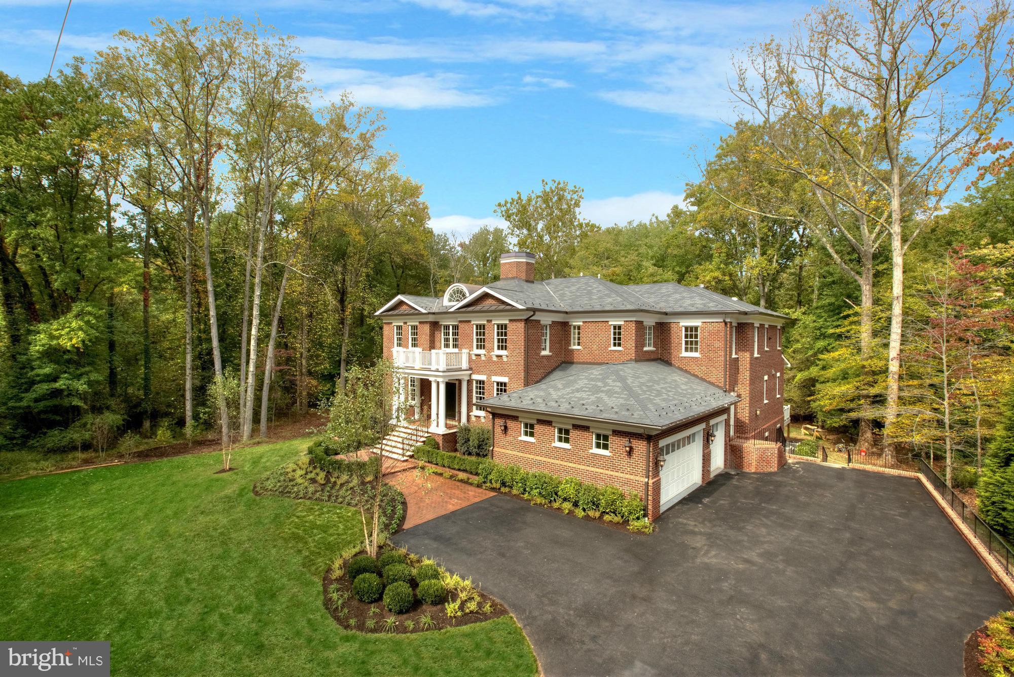 LANGLEY FOREST - Residential