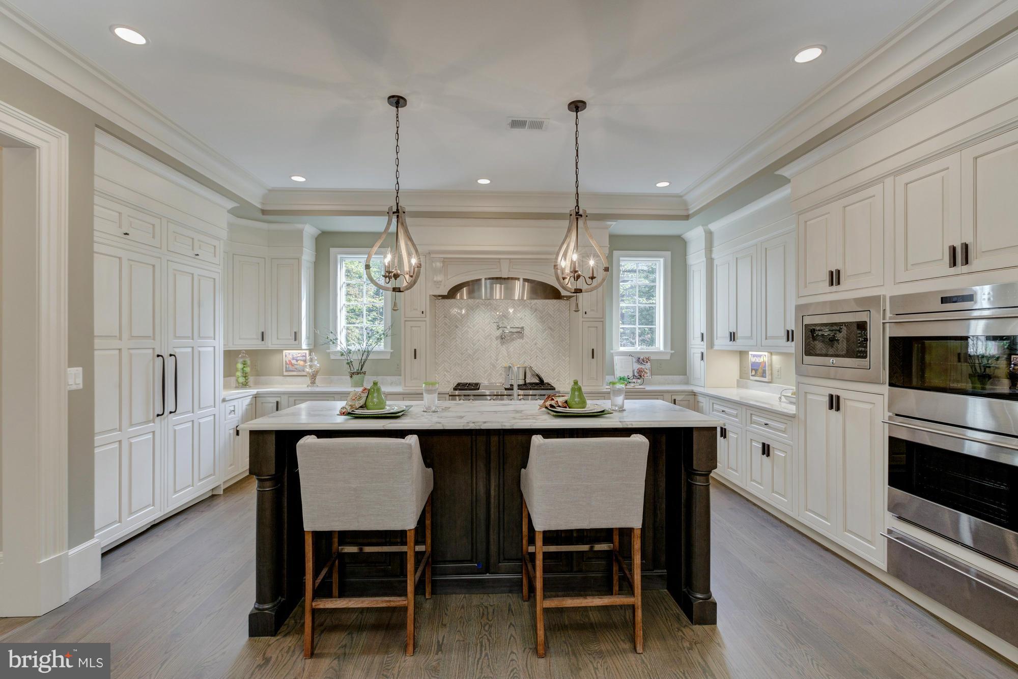 LANGLEY FOREST - Residential