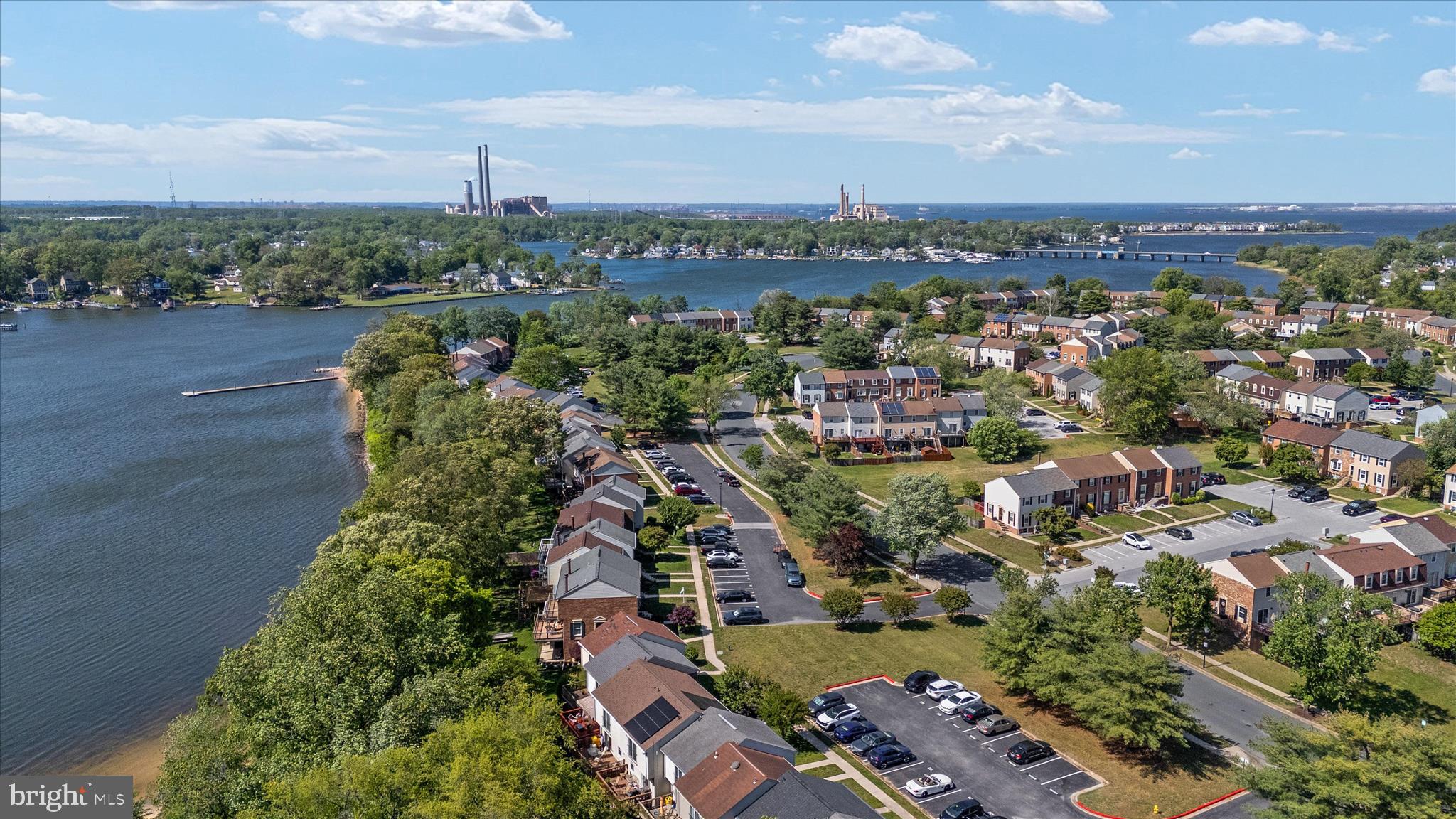 ELIZABETHS LANDING - Residential
