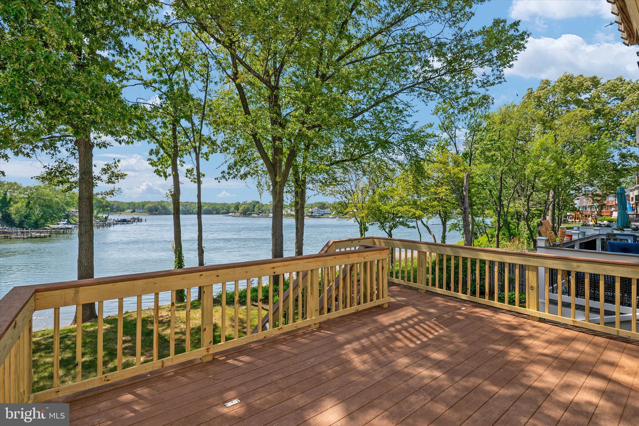 ELIZABETHS LANDING - Residential