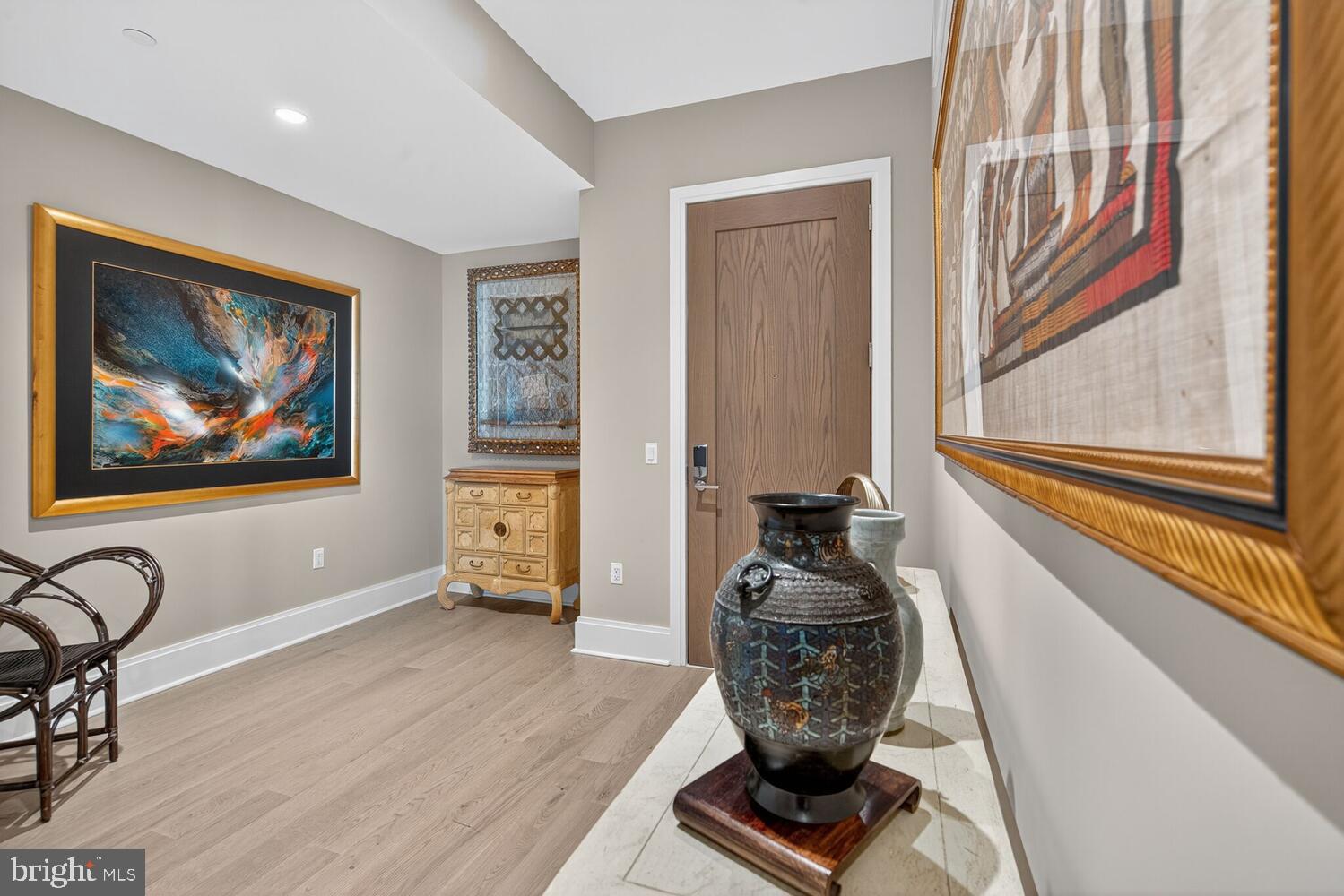 TYSONS CORNER - Residential