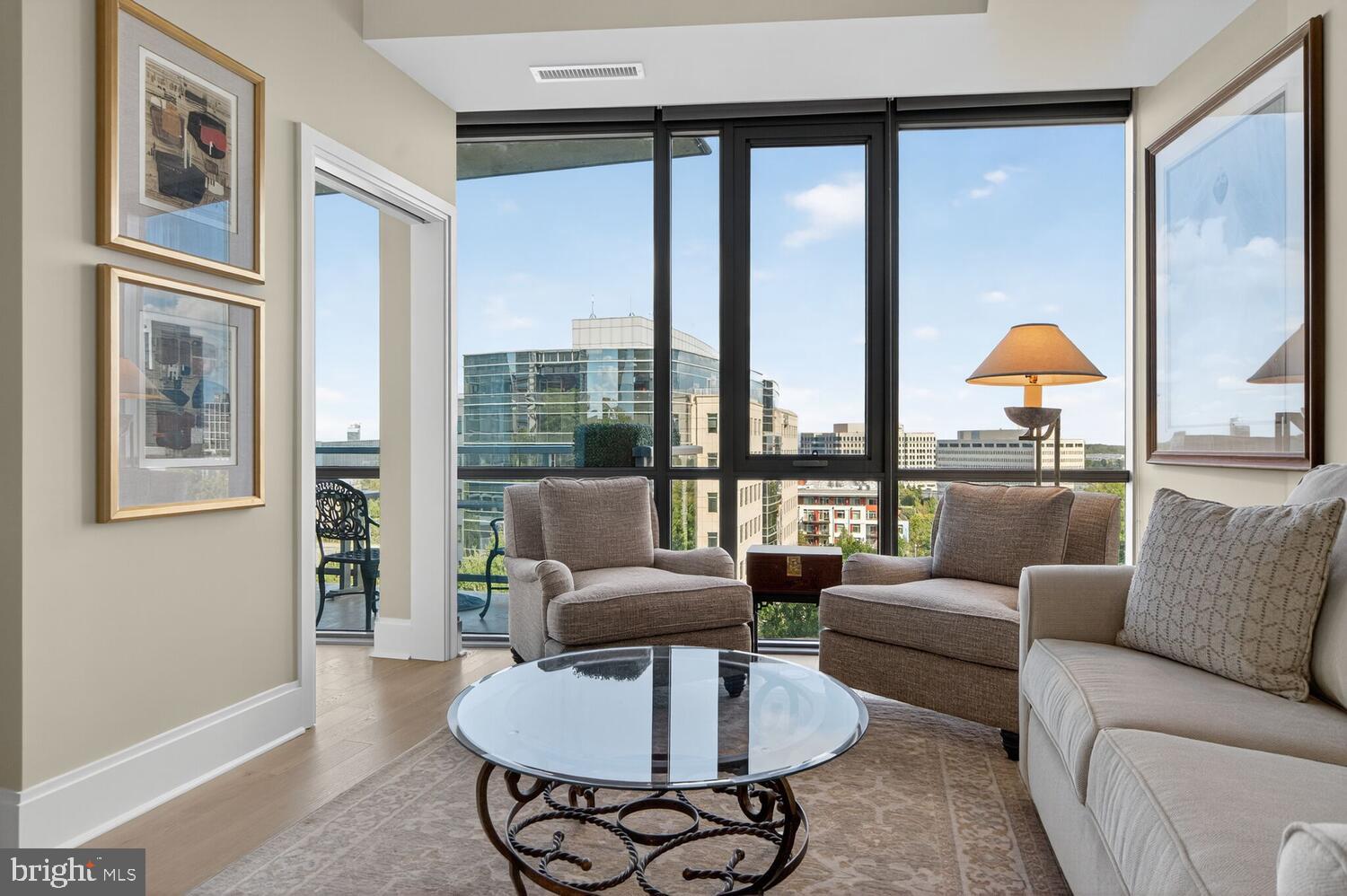 TYSONS CORNER - Residential