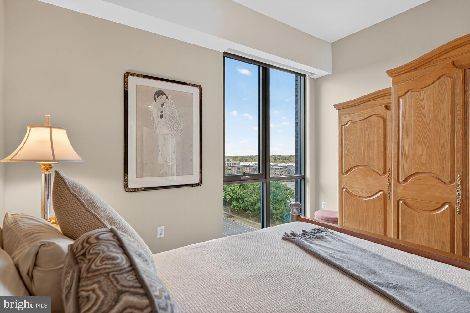 TYSONS CORNER - Residential