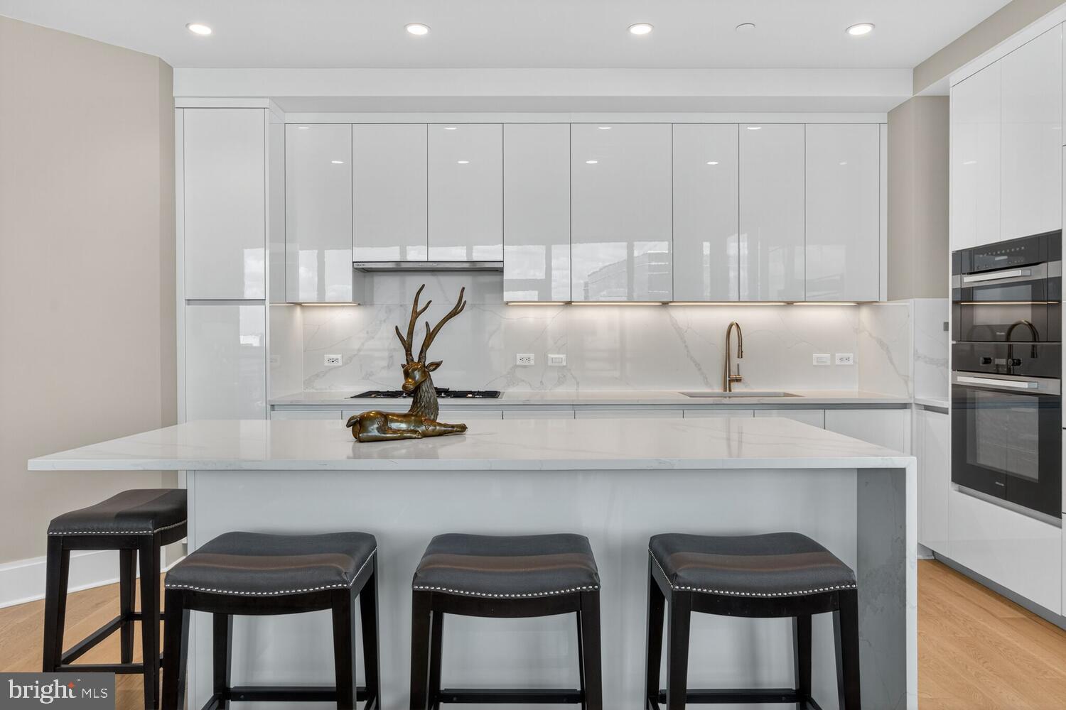 TYSONS CORNER - Residential