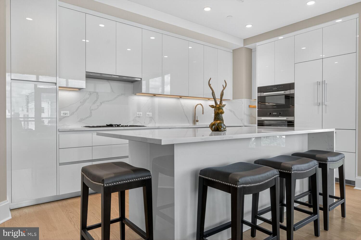 TYSONS CORNER - Residential