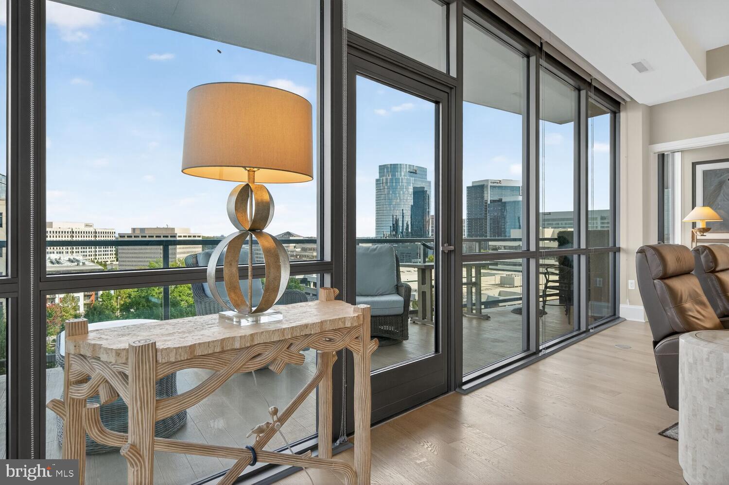 TYSONS CORNER - Residential