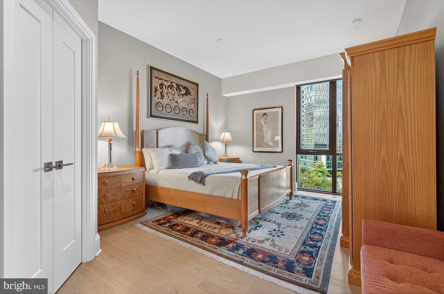 TYSONS CORNER - Residential