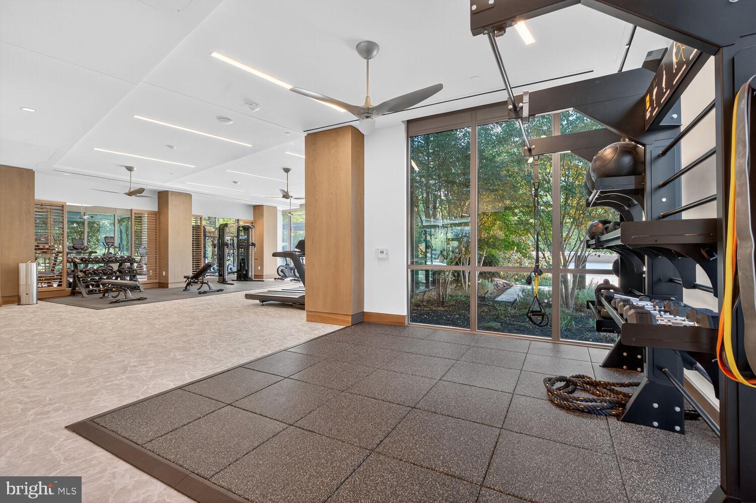 TYSONS CORNER - Residential