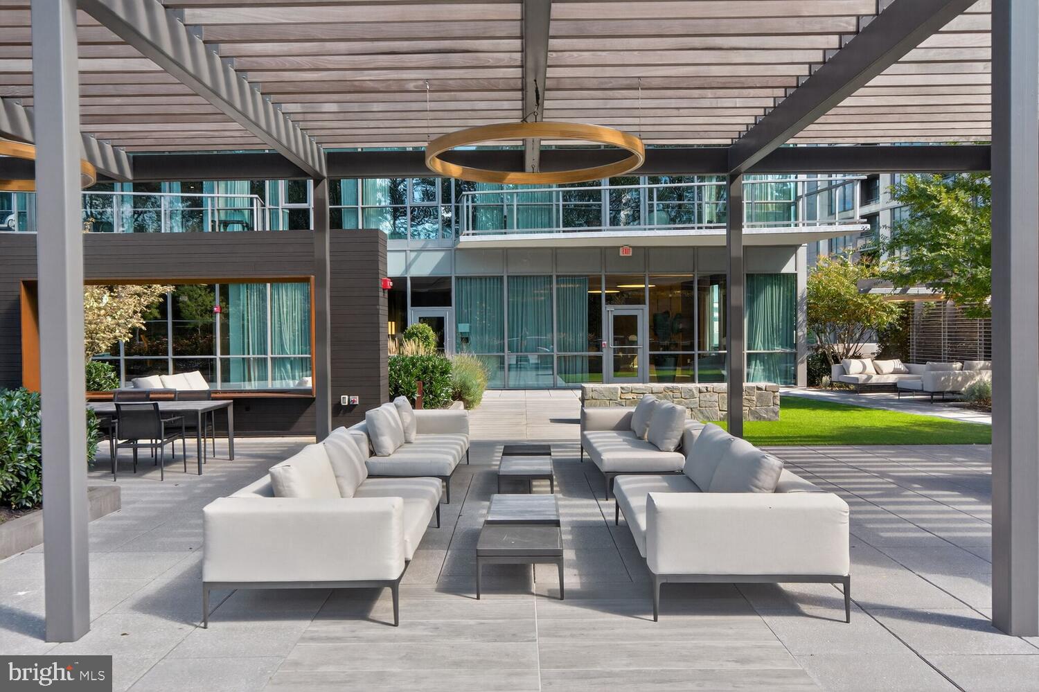 TYSONS CORNER - Residential