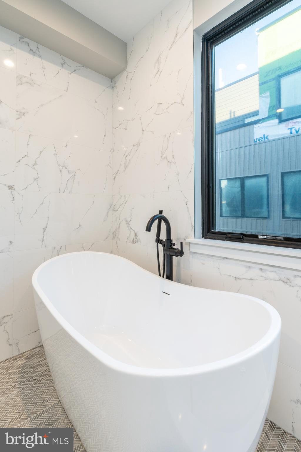 GRADUATE HOSPITAL - Residential