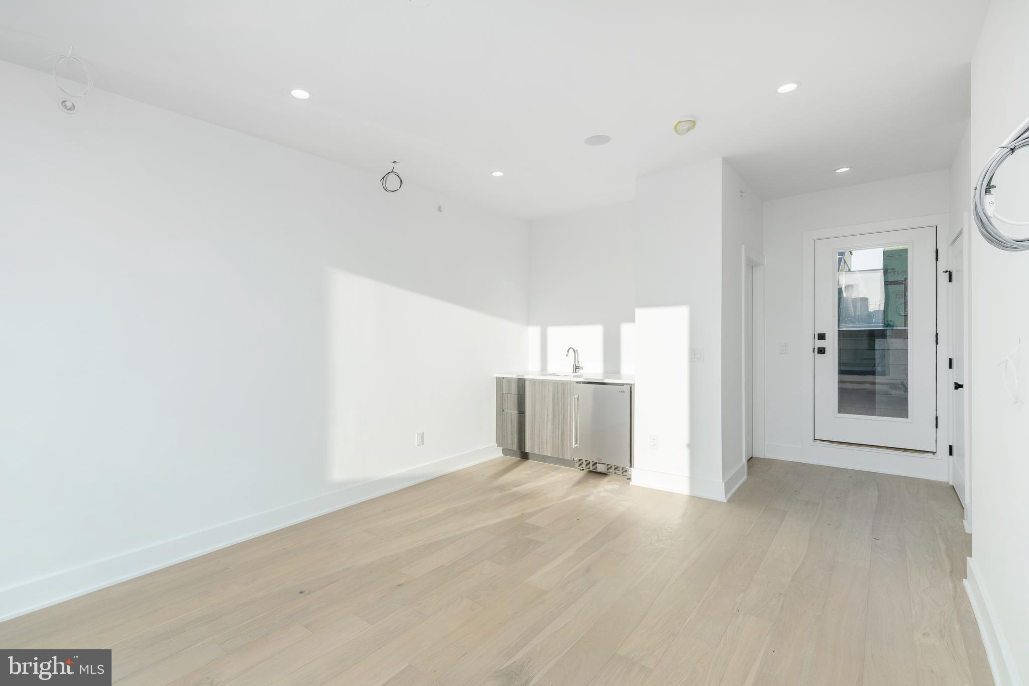 GRADUATE HOSPITAL - Residential