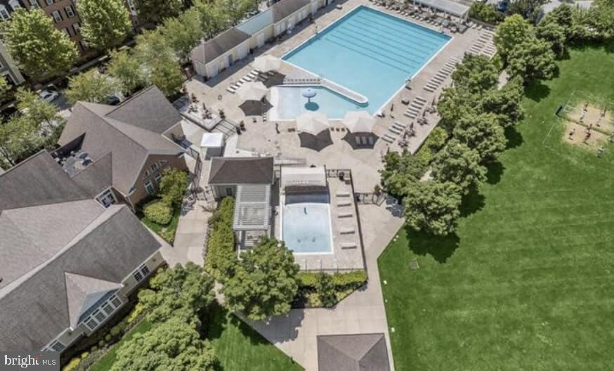 MAPLE LAWN - Residential