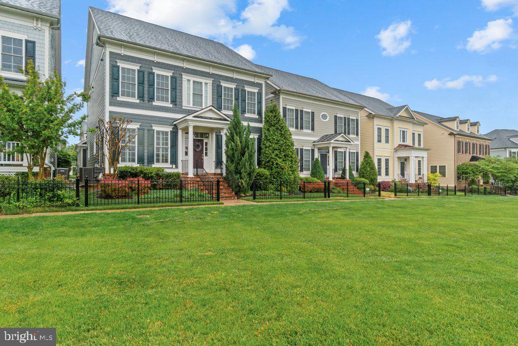 11721 BUTTER LANE