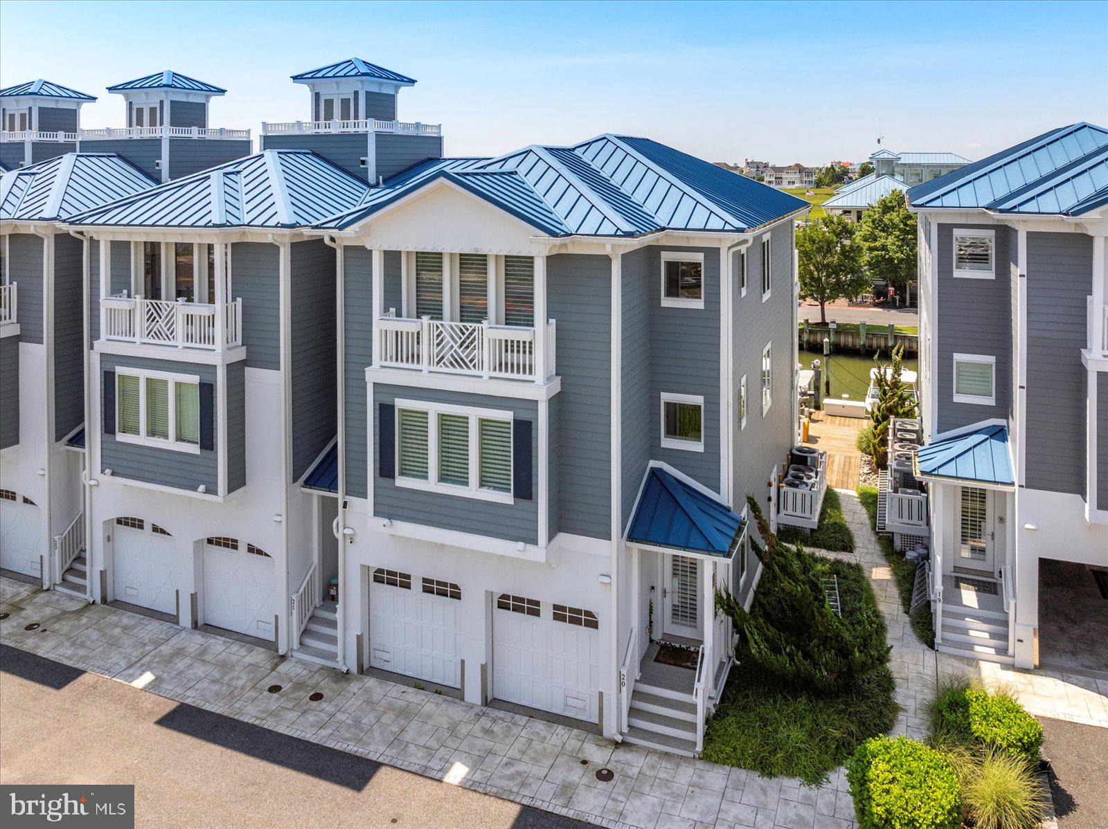 13000 MARINA VIEW LANE 20