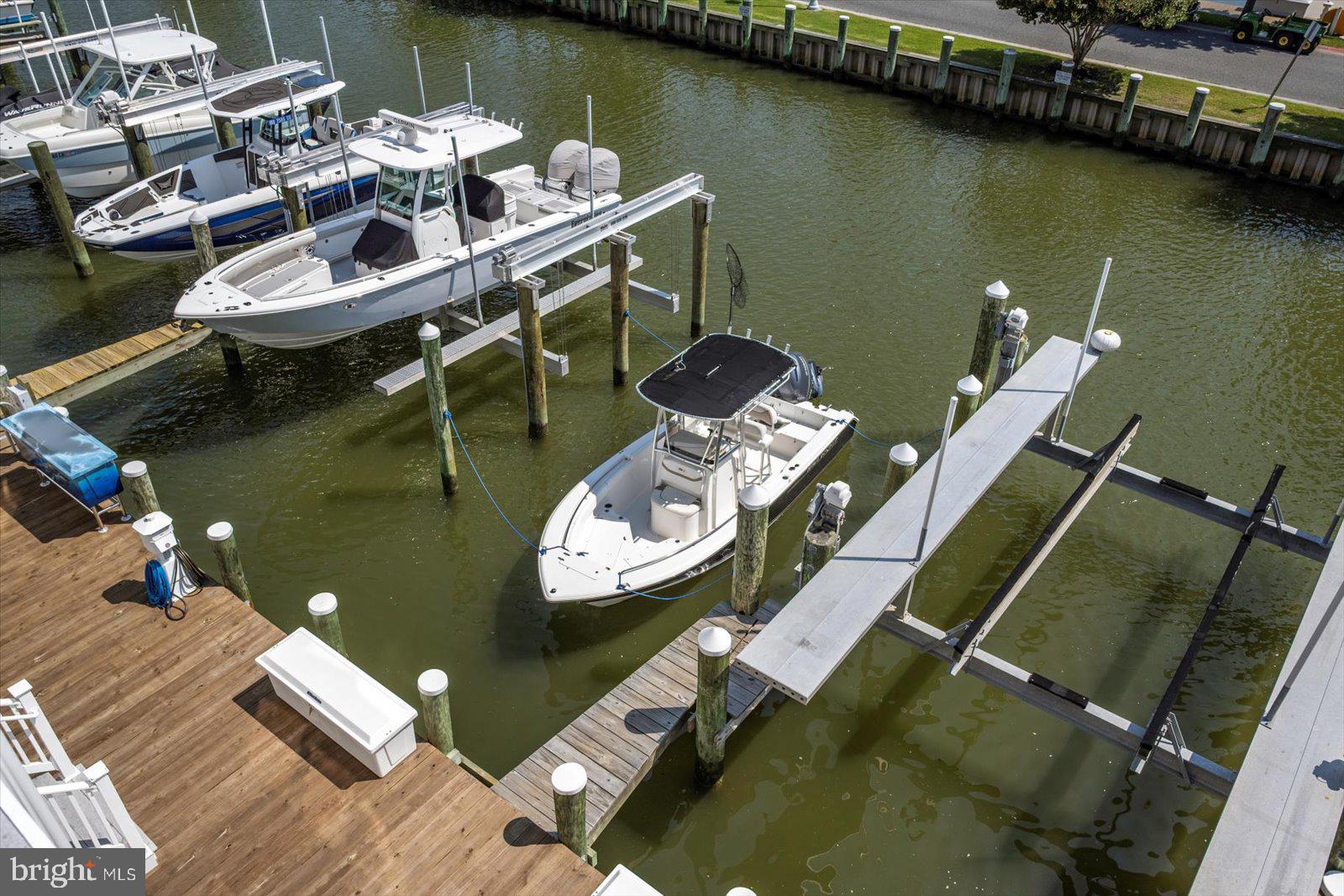 ESTATES AT INLET ISLE - Residential