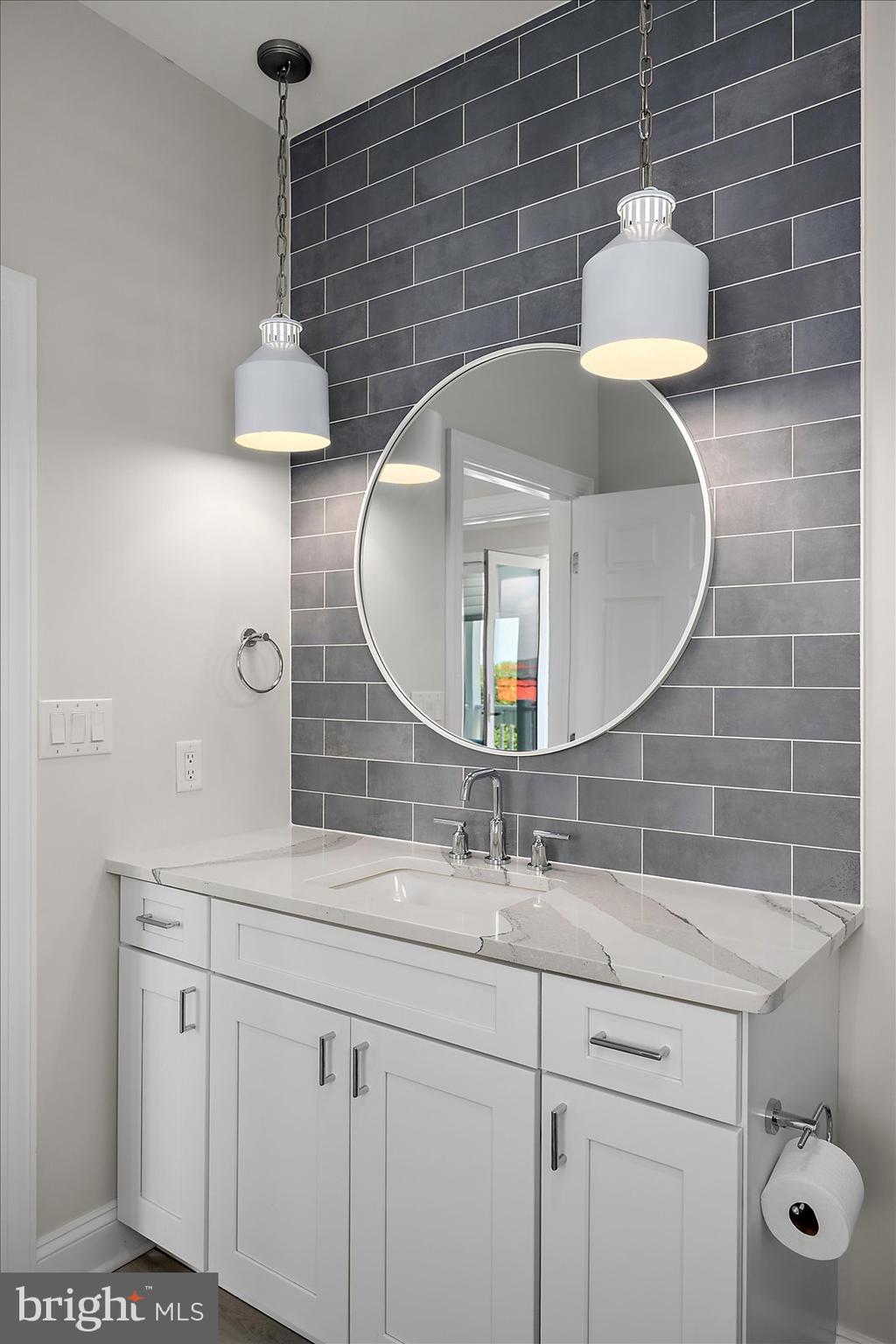 ESTATES AT INLET ISLE - Residential