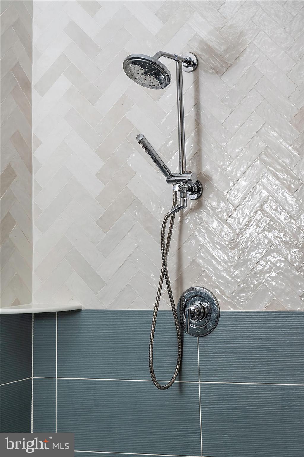 ESTATES AT INLET ISLE - Residential