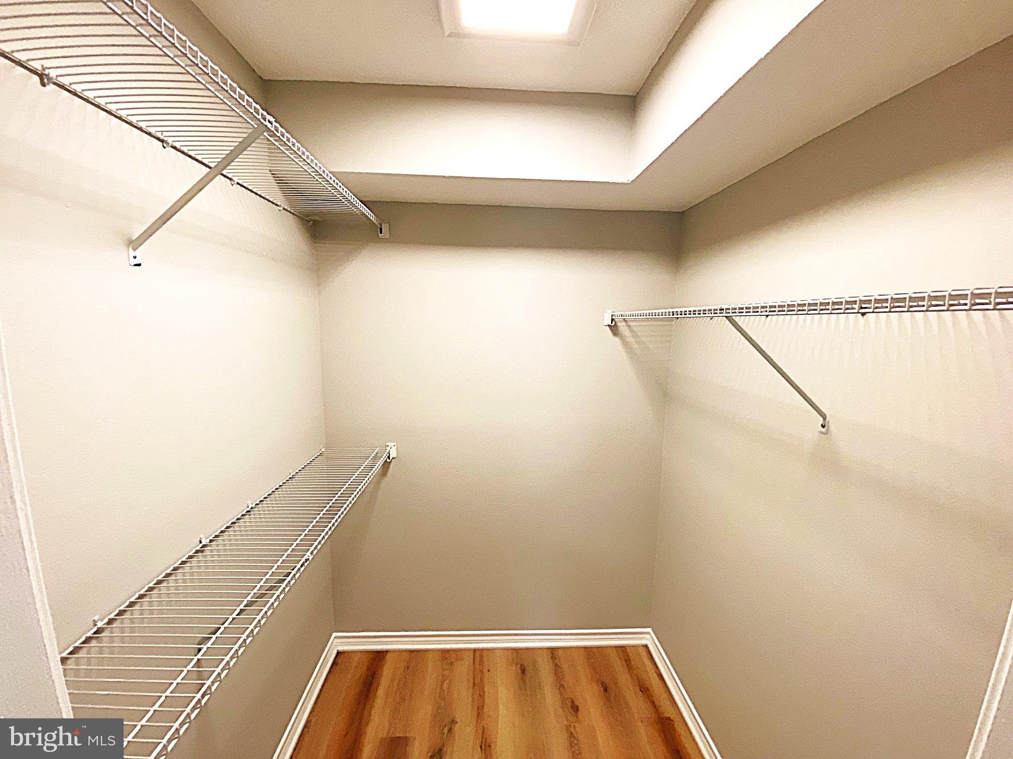 FOUNTAINS AT MCLEAN - Residential