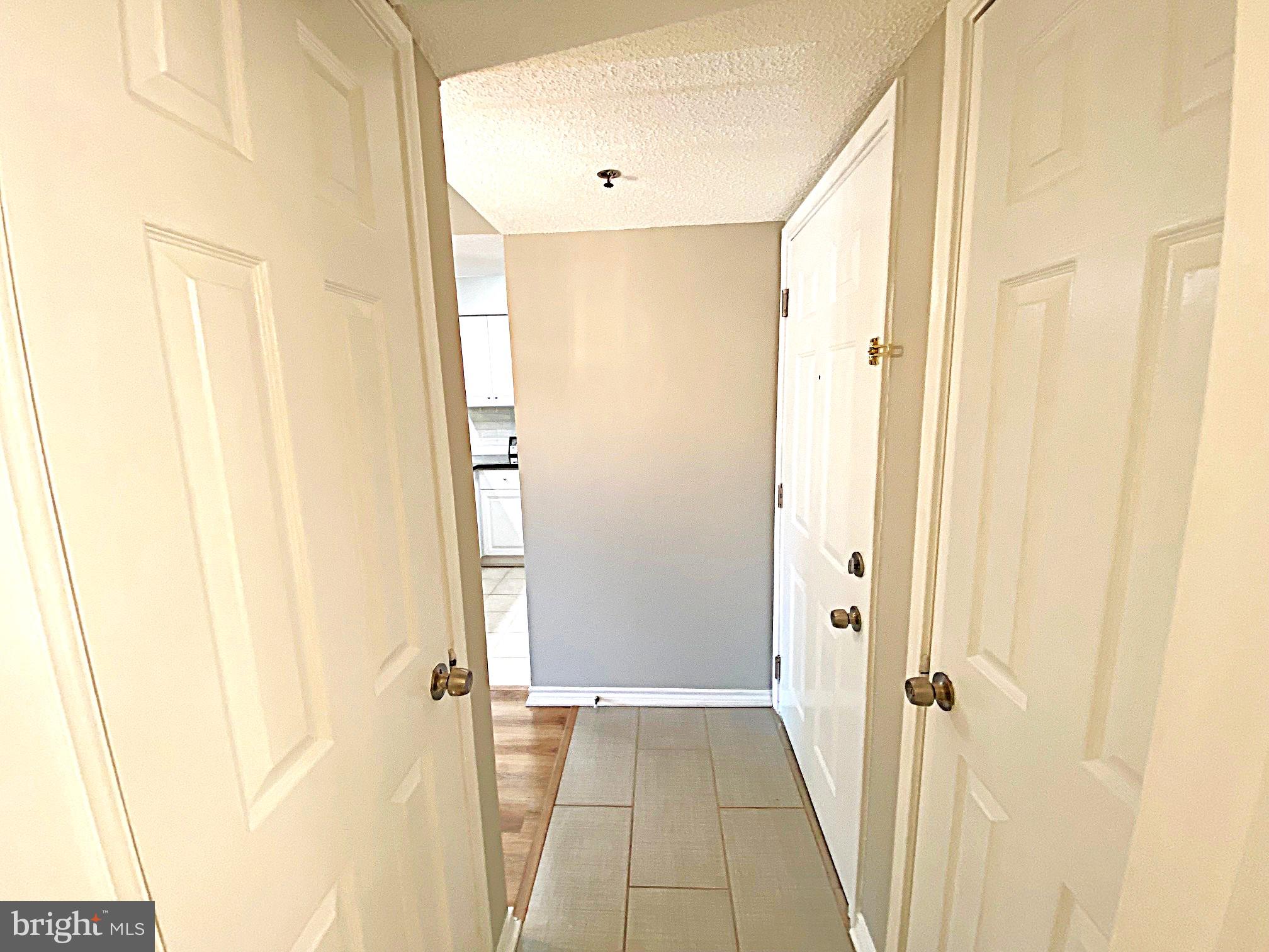 FOUNTAINS AT MCLEAN - Residential