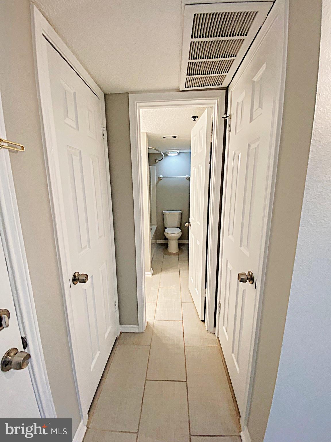 FOUNTAINS AT MCLEAN - Residential