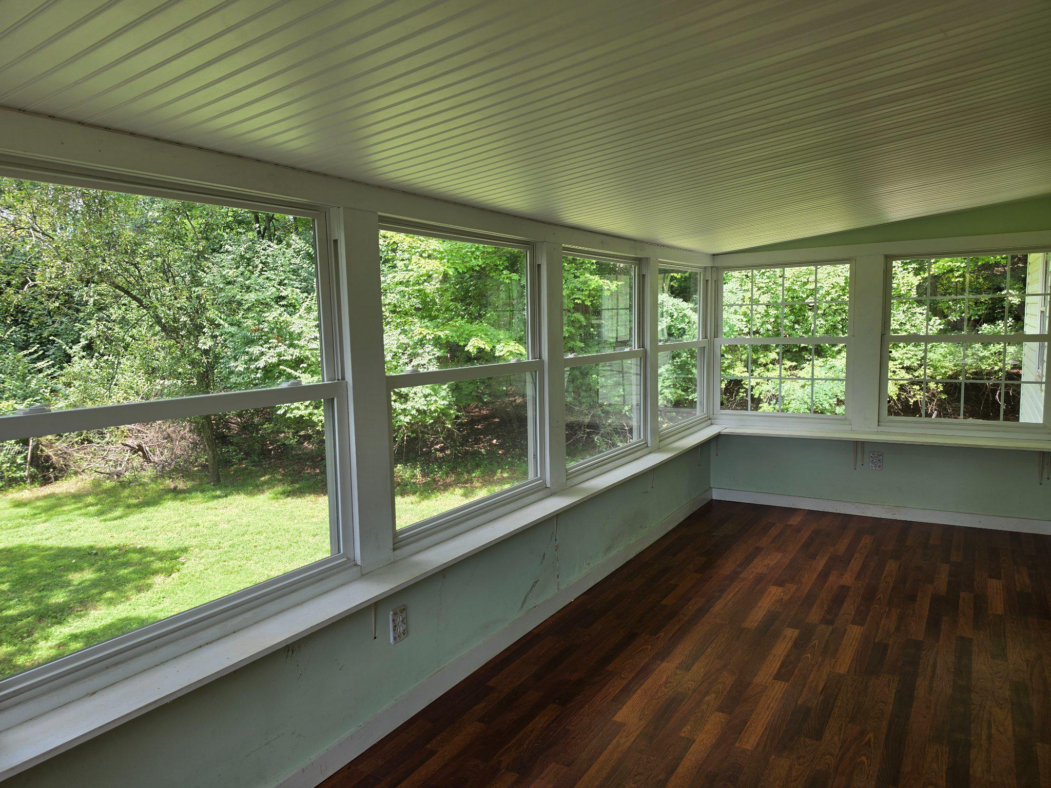 22514 SCHOOLFIELD COURT
