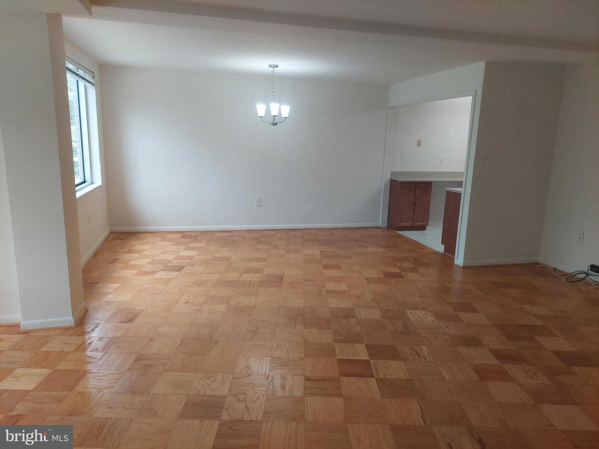 GROSVENOR PARK - Residential Lease