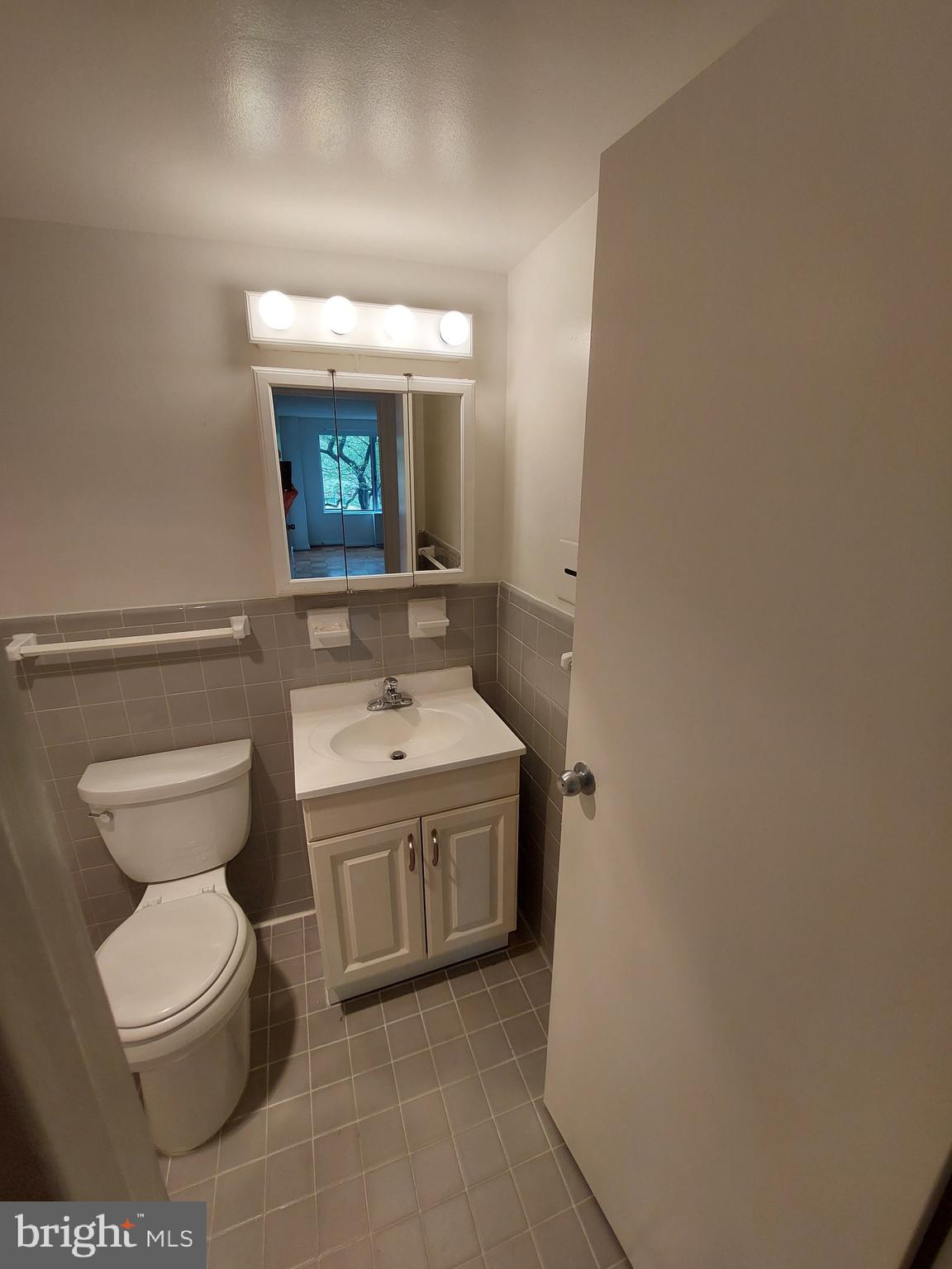 GROSVENOR PARK - Residential Lease