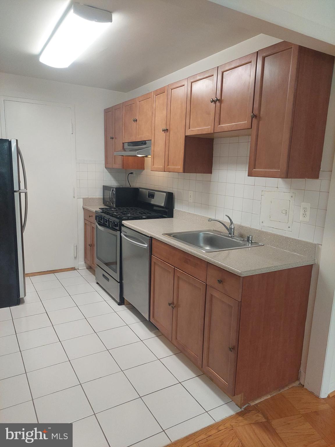 GROSVENOR PARK - Residential Lease