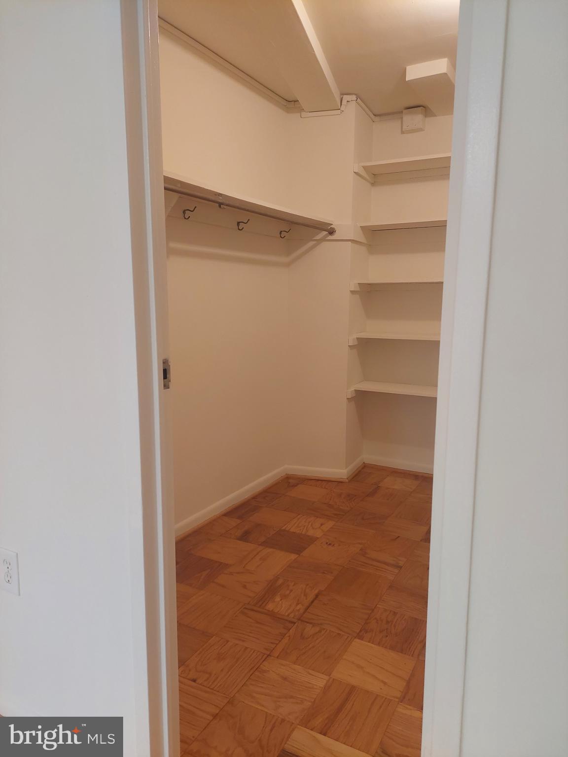 GROSVENOR PARK - Residential Lease