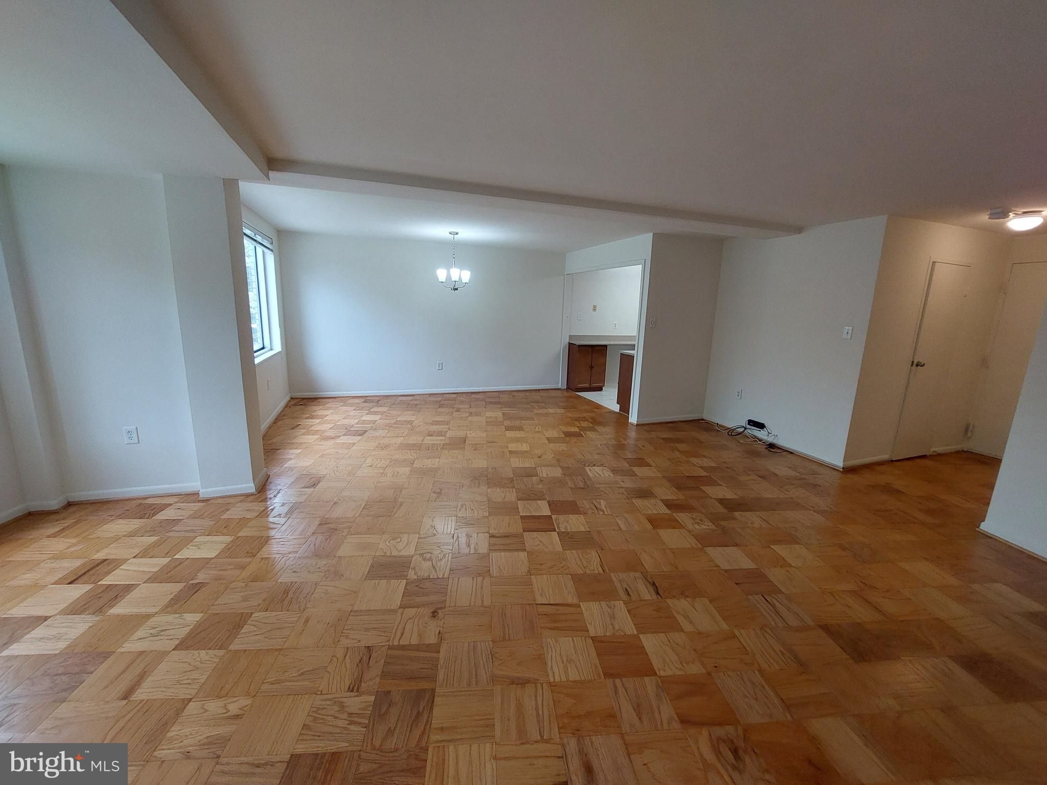 GROSVENOR PARK - Residential Lease