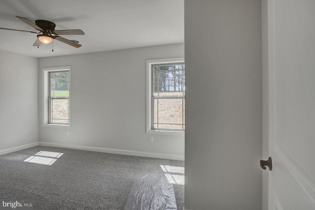 PENN NATIONAL GOLF COURSE COMMUNITY - Residential