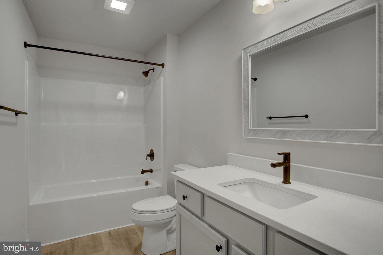 PENN NATIONAL GOLF COURSE COMMUNITY - Residential