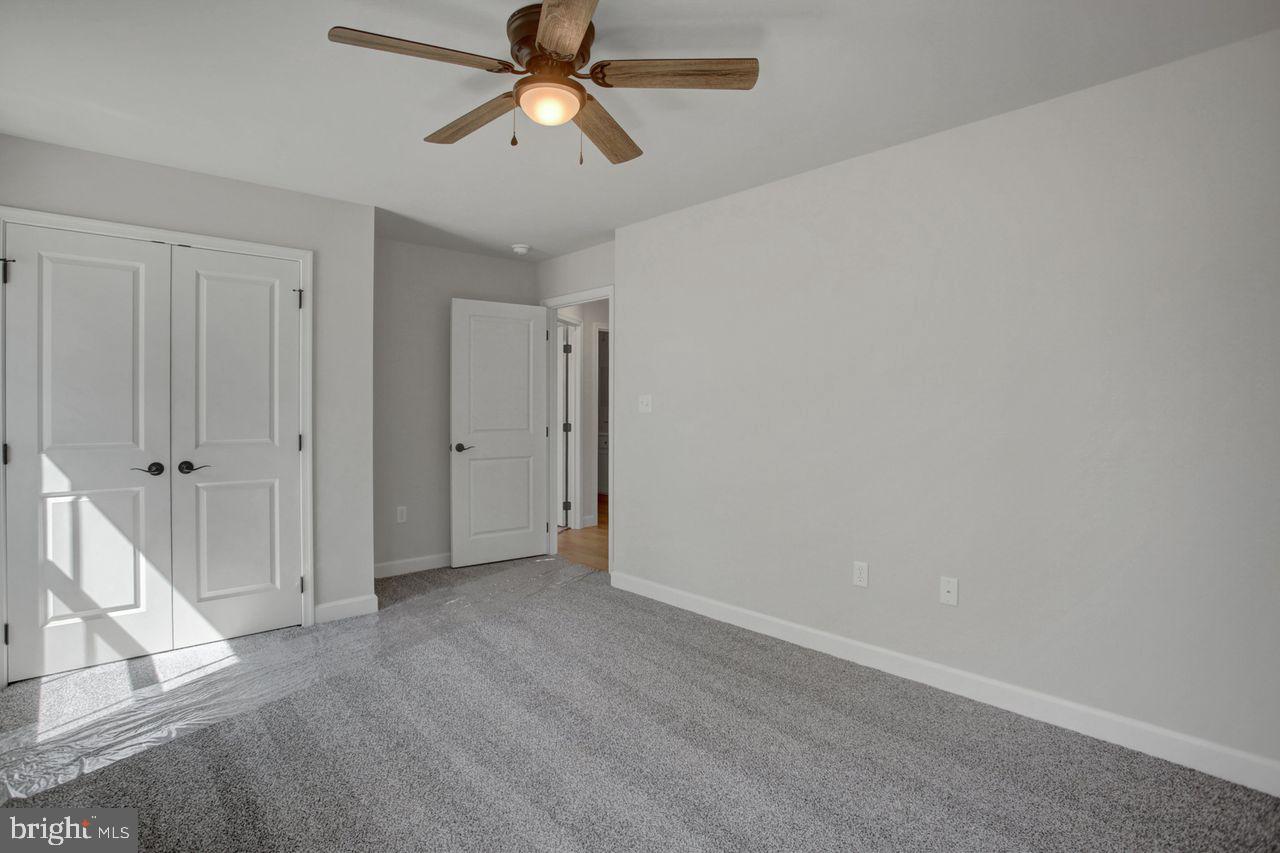 PENN NATIONAL GOLF COURSE COMMUNITY - Residential